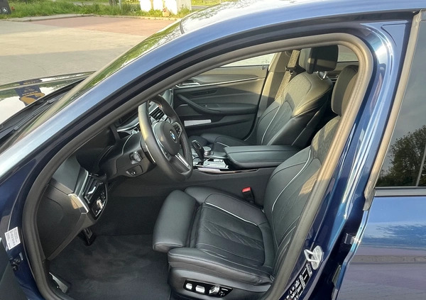 BMW Seria 5 cena 259999 przebieg: 57000, rok produkcji 2020 z Szczecin małe 92